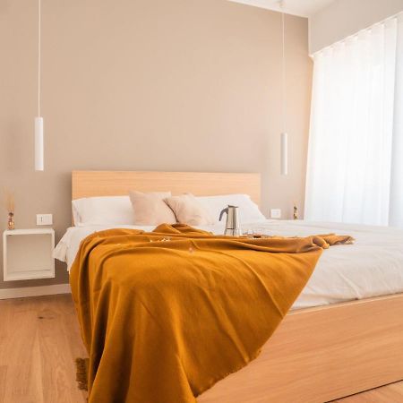The Best Rent - Modern Apartment Near Corso Buenos Aires Milão Exterior foto